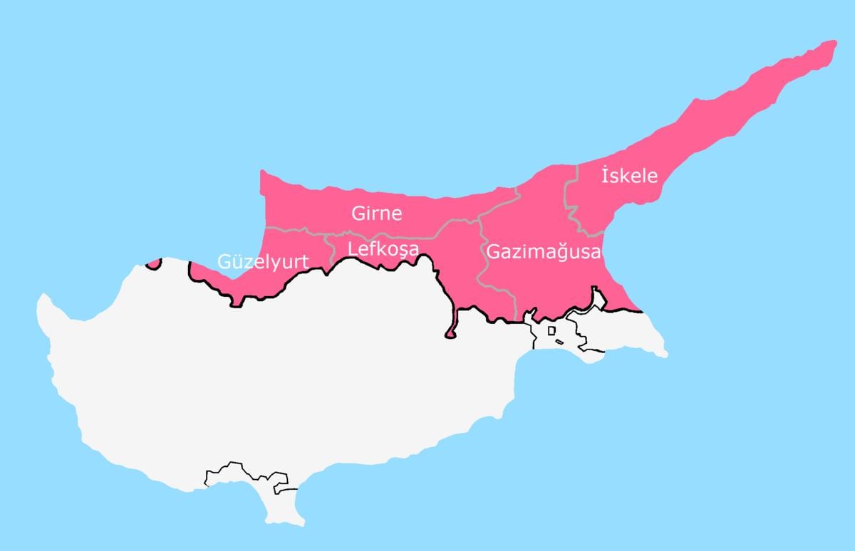Mapa ng Cyprus hinati